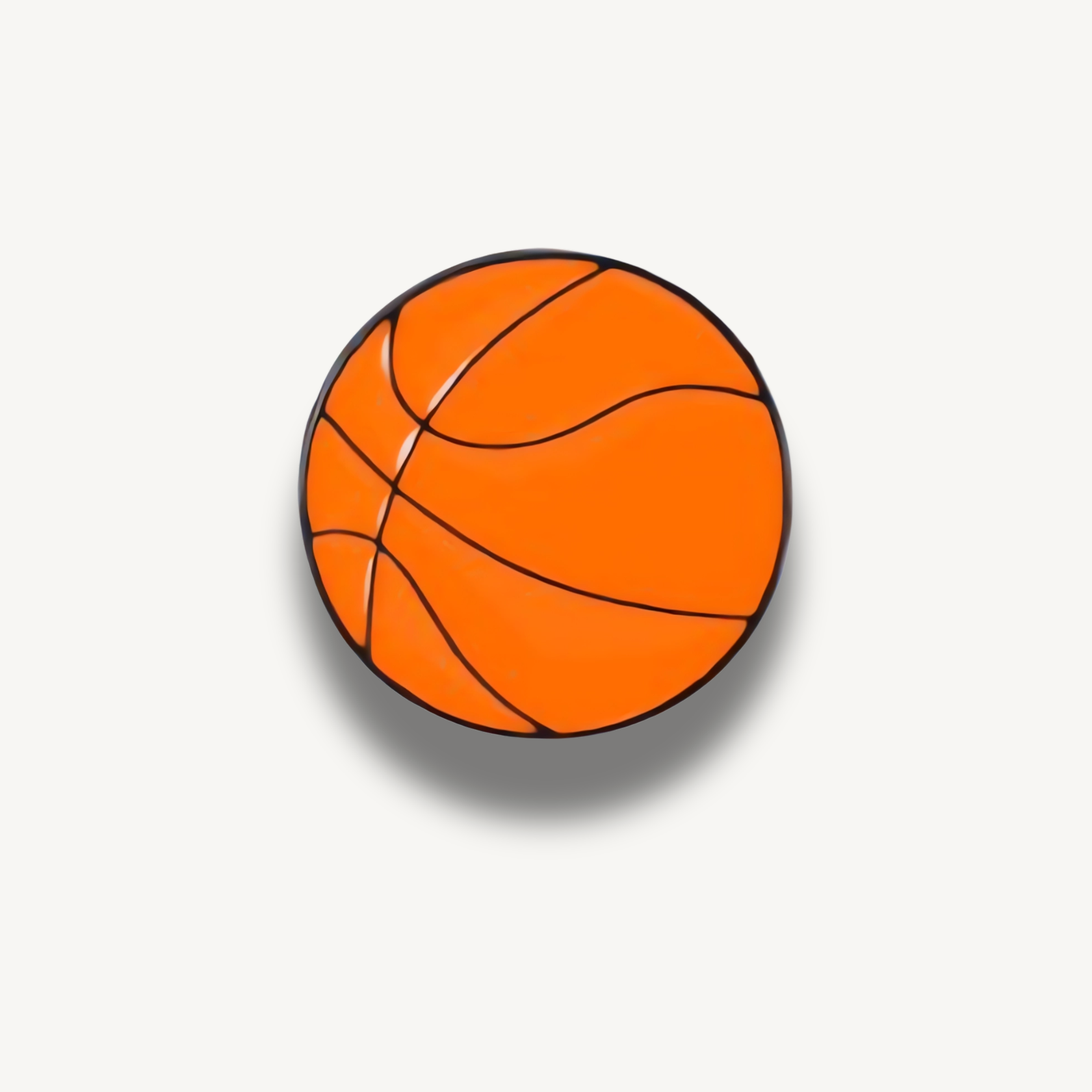 Smaltovaná brošňa oranžová basketbalová lopta s čiernymi čiarami.