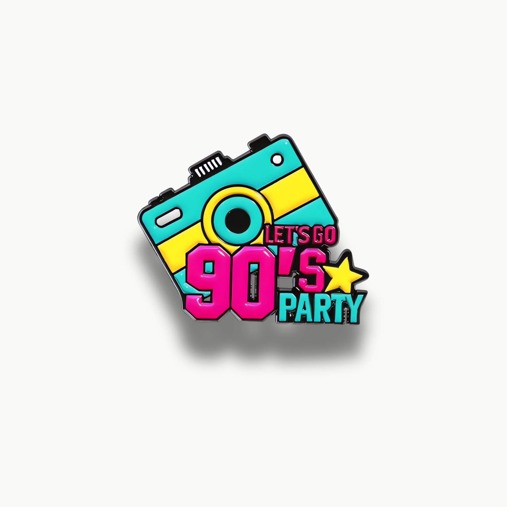 Smaltovaná brošňa v tvare farebnej retro kamery s nápisom Let's Go 90's Party.